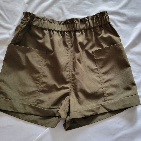 Wilfred shorts - Picture 3 of 4